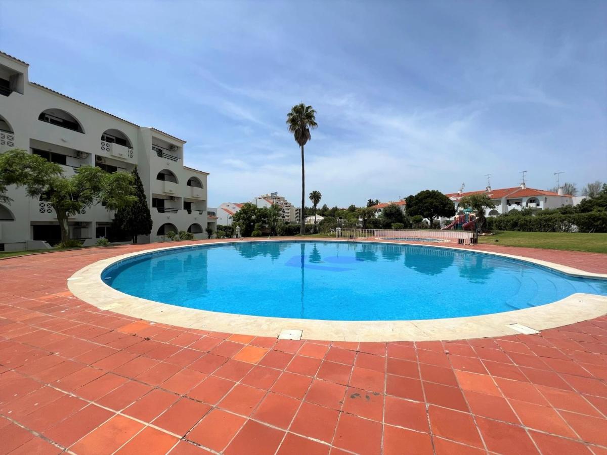 Apartamento Albufeira Twins 2 With Pool By Homing Exterior foto